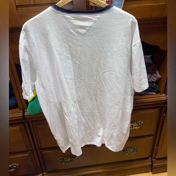 Tommy Hilfiger White Big H logo T-Shirt - Picture 2 of 3